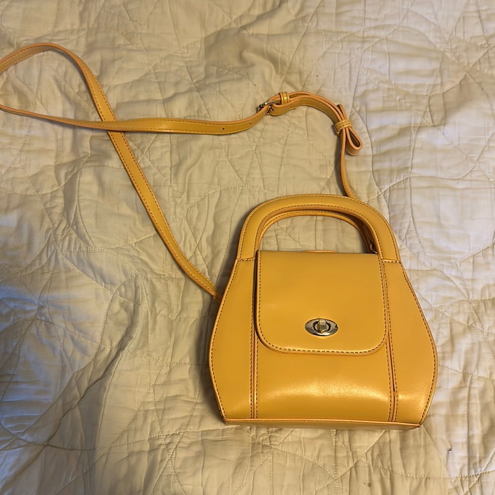 Yellow crossbody bag